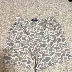 BURLEBO Gray and Cream Patterned Men Shorts